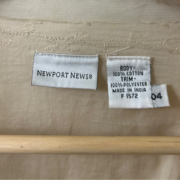 Newport News bohemian lace embroidered high low long sleeve blouse Woman’s 4 - Picture 8 of 8